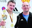Bild: Freude bei Hannes Conrad und Trainer Haiko Seidlitz.