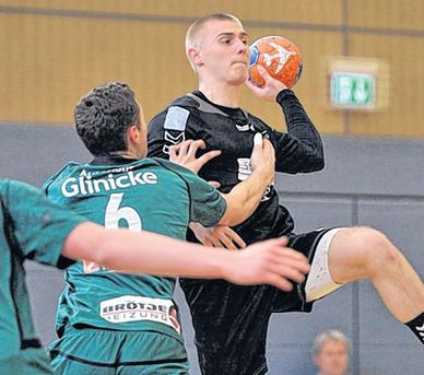 DHfK-Spieler Sebastian Naumann kann sich auf die A-Jugend-Bundesliga freuen. DHfK-Spieler Sebastian Naumann kann sich auf die A-Jugend-Bundesliga freuen.