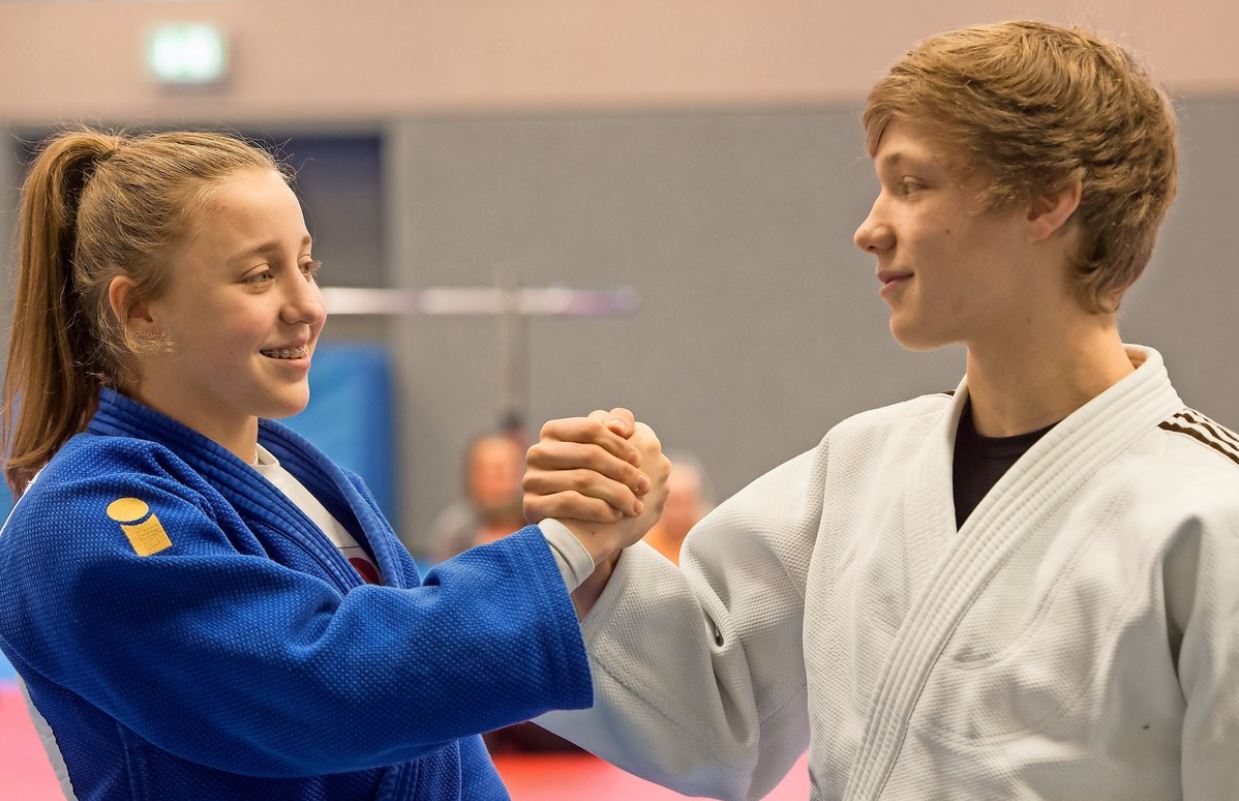 Nicht ohne meine Schwester, nicht ohne meinen Bruder: Die JCL-Talente Yara und Lennart Slamberger beim Training im Leipziger Sportforum.