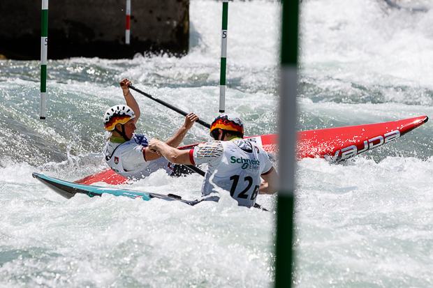 Die Leipzigerinnen Andrea Herzog (links) und Lena Stöcklin gehören zum silbernen EM-Trio bei der Kanuslalom-EM in Tacen bei Ljubljana. Die Leipzigerinnen Andrea Herzog (links) und Lena Stöcklin gehören zum silbernen EM-Trio bei der Kanuslalom-EM in Tacen bei Ljubljana.