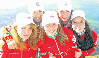 Patricia Hillig, Johanna Peters, Emily Schmidt, Anna-Sophia Müller und Antonia Martin (von links) hatten im Trainingscamp in Südfrankreich viel Spaß. Patricia Hillig, Johanna Peters, Emily Schmidt, Anna-Sophia Müller und Antonia Martin (von links) hatten im Trainingscamp in Südfrankreich viel Spaß.