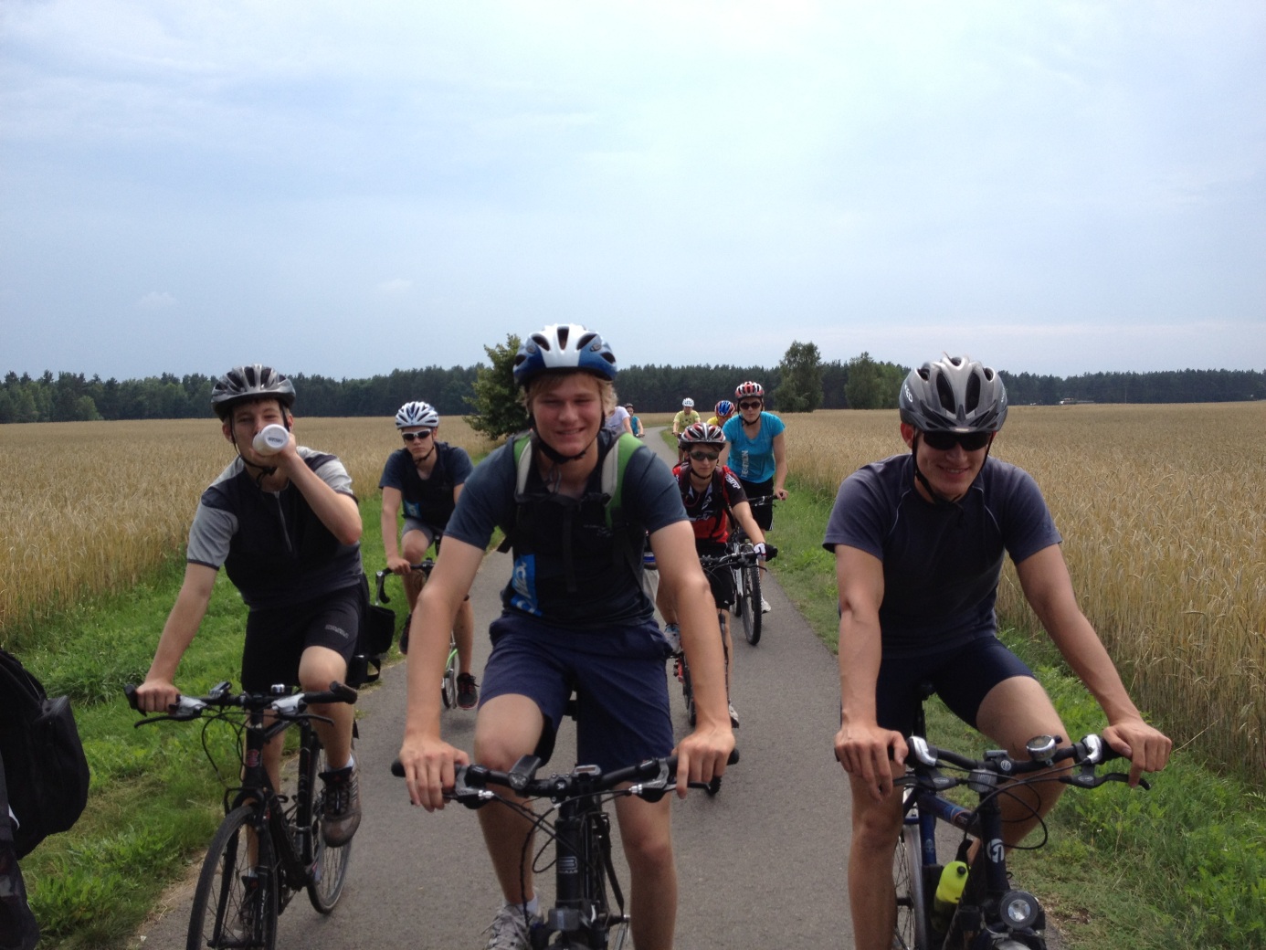 Unterwegs auf der 1. Etappe Unterwegs auf der 1. Etappe
