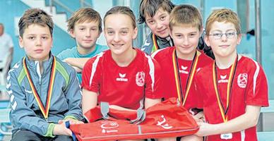 Die Leipziger Oskar Clauss, Noel Neidhardt, Annika Kapust, Vincent Wiegand, Rudolf Morast und Aziz Belhadj (v.l.) sammelten Edelmetall. Die Leipziger Oskar Clauss, Noel Neidhardt, Annika Kapust, Vincent Wiegand, Rudolf Morast und Aziz Belhadj (v.l.) sammelten Edelmetall.